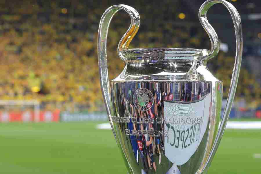 UEFA tăng tiền thưởng đáng kể cho các đội dự Champions League.