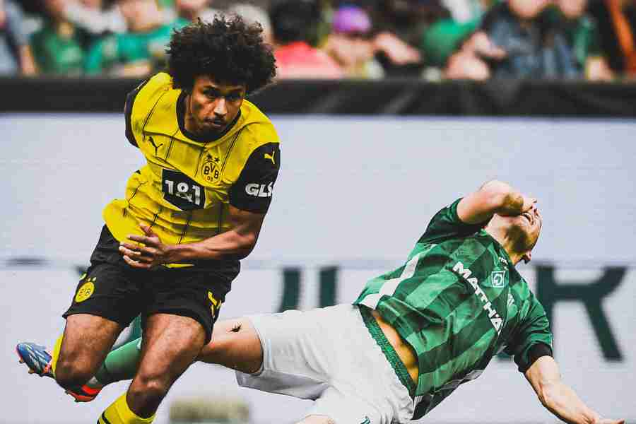 Thẻ đỏ tai hại khiến Dortmund bị Bremen cầm hòa