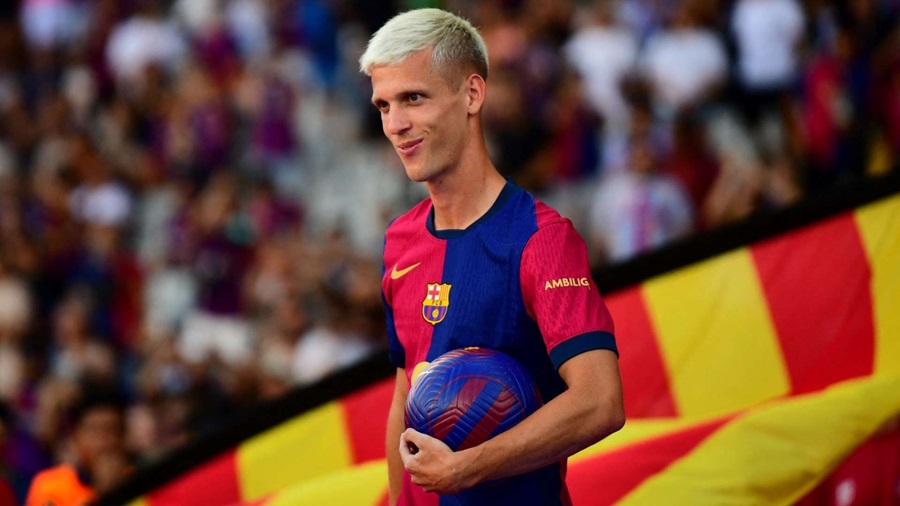 Cuối cùng, Dani Olmo đã có thể ra sân cho Barca