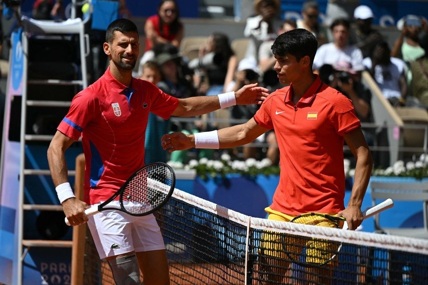 Djokovic vượt qua Alcaraz để chính thức có lần đầu giành chiếc HCV tại Olympic