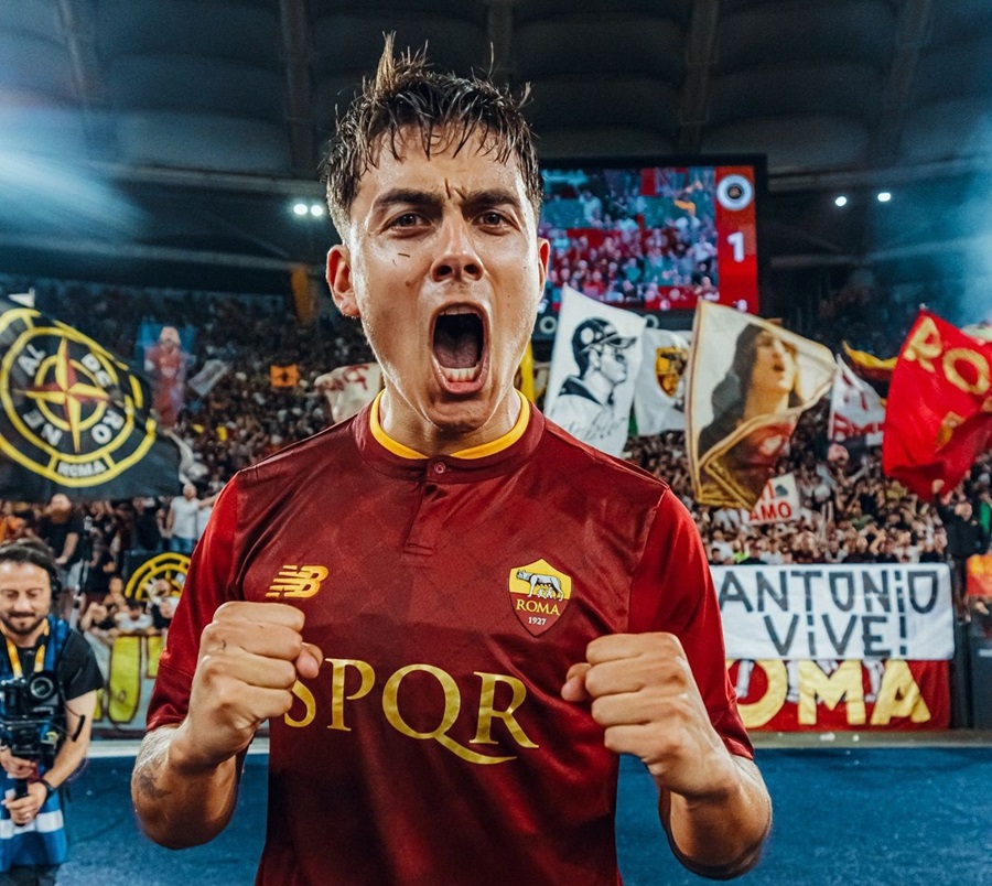 Dybala thể hiện tình yêu mãnh liệt với AS Roma