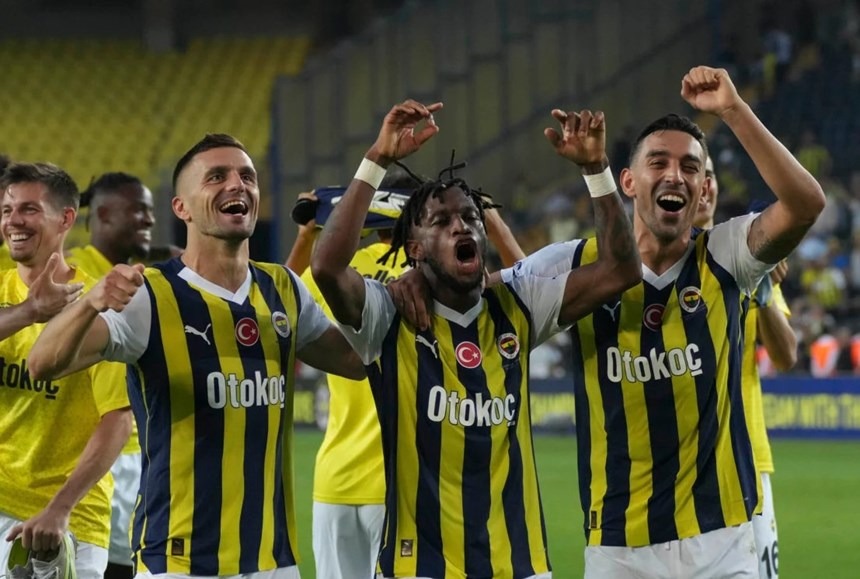 Fred đã chuyển đến Fenerbahce từ đầu mùa giải 2023/24 với mức phí 20 triệu euro