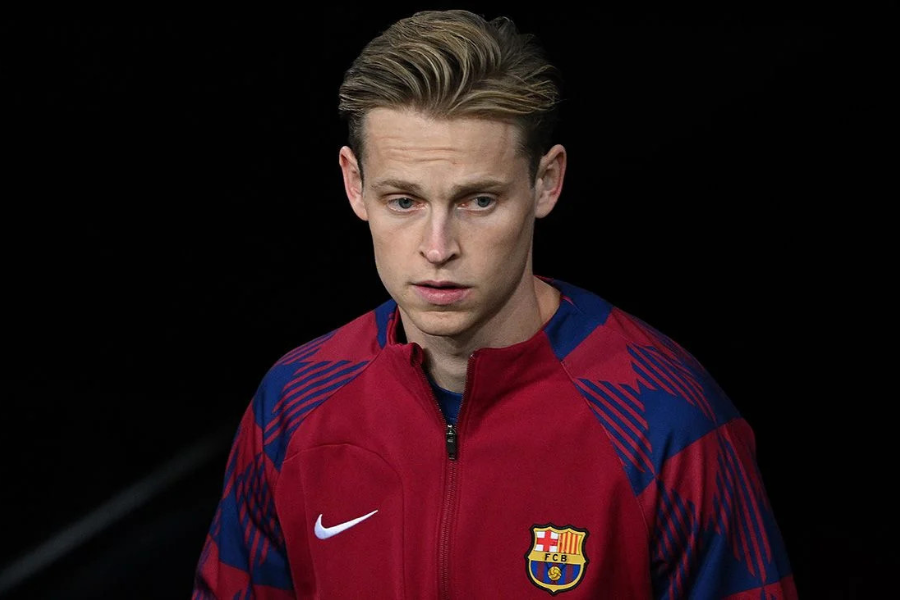 De Jong không có ý định rời Barca.