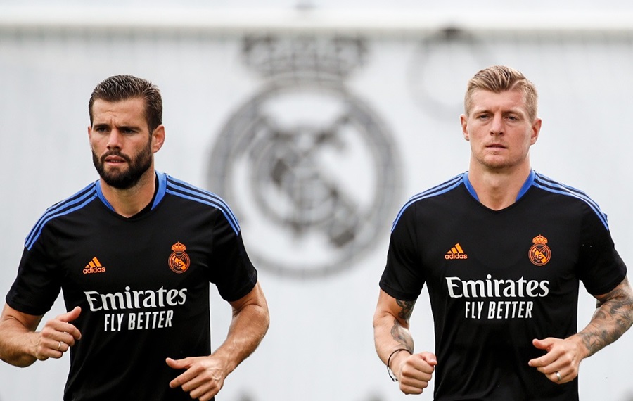 Nacho và Toni Kroos chính thức chia tay Real Madrid