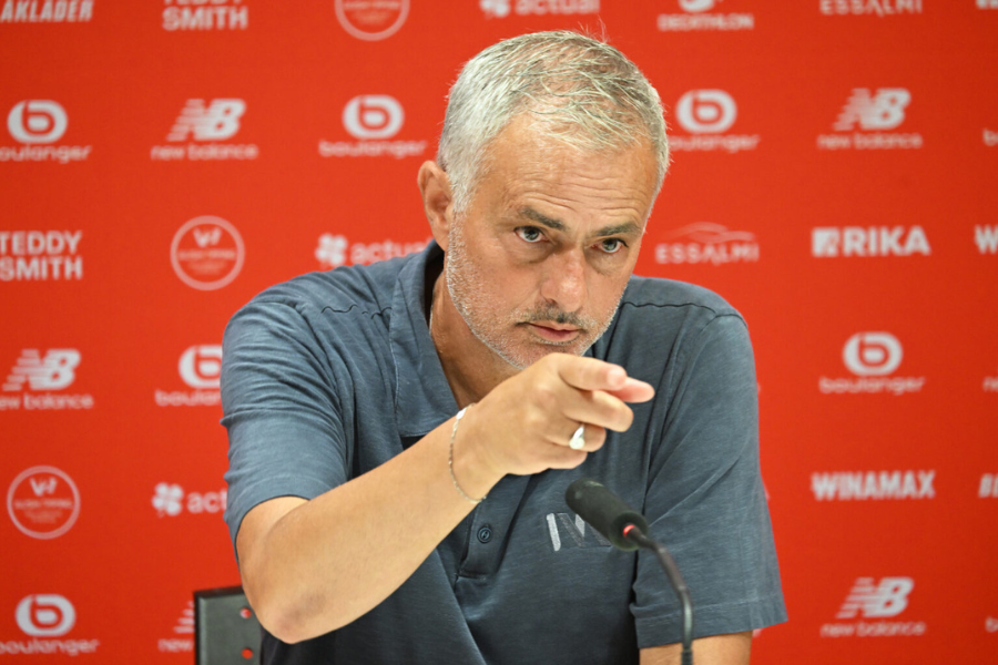 Mourinho không có ý định dẫn dắt ĐTQG.