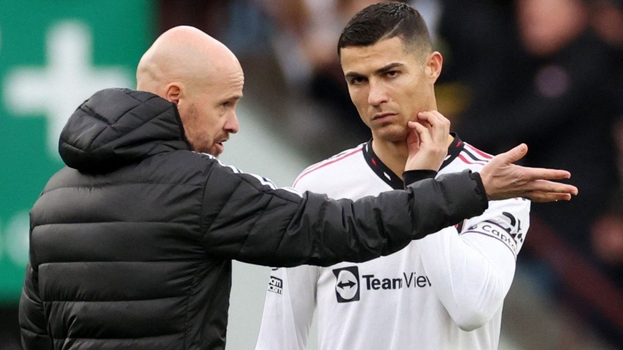 Erik ten Hag đáp trả những chỉ trích của Ronaldo