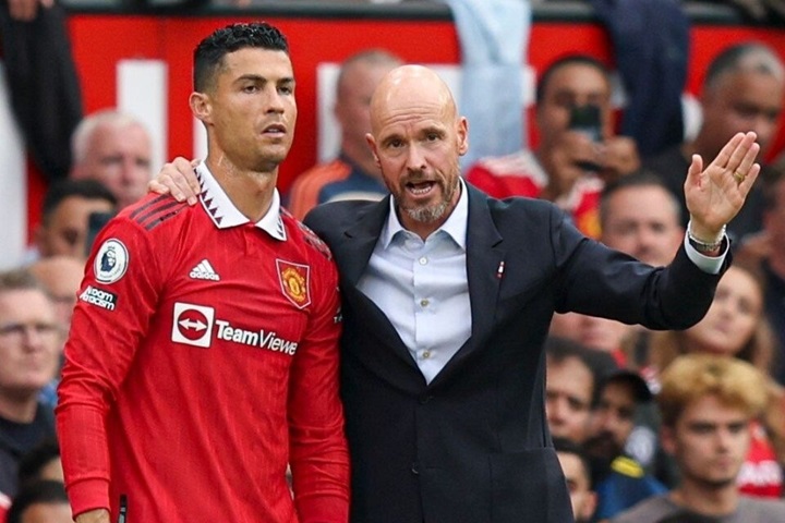 Ronaldo rời MU năm 2022 sau những mâu thuẫn "khó lành" với Ten Hag.