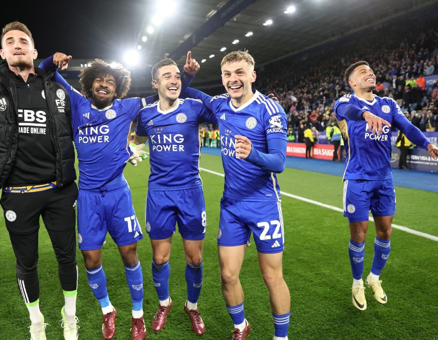 Leicester thăng hạng sau một năm ở giải Hạng Nhất