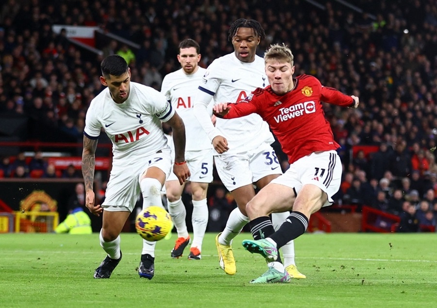 Cả MU và Tottenham đều đang có phong độ không ổn định