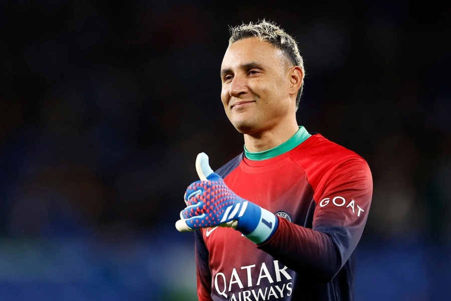 Barca tính gây sốc với Keylor Navas