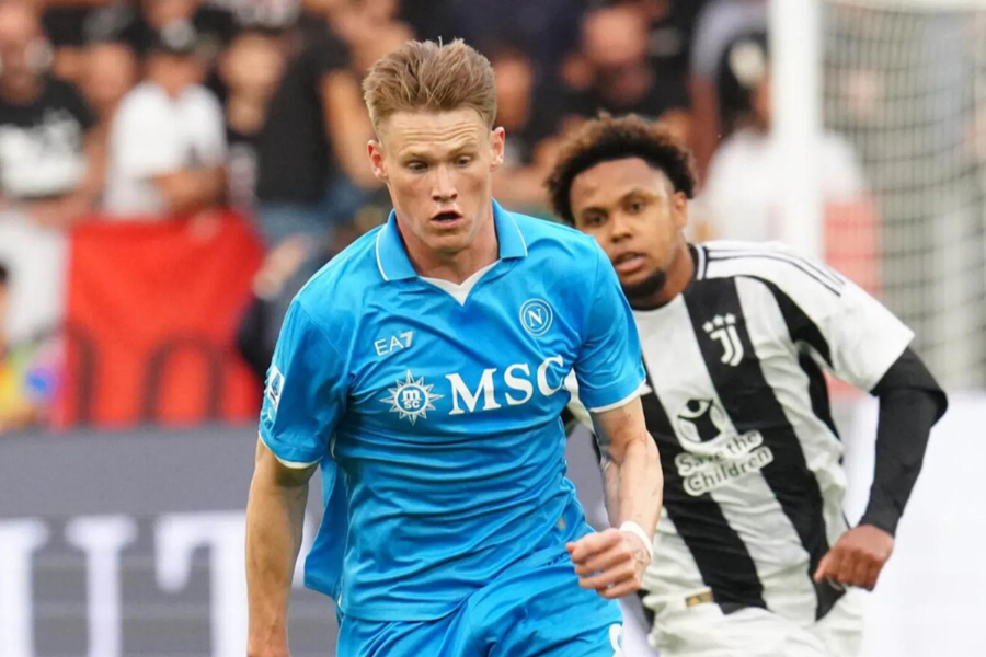 McTominay được chăm sóc đặc biệt tại Napoli