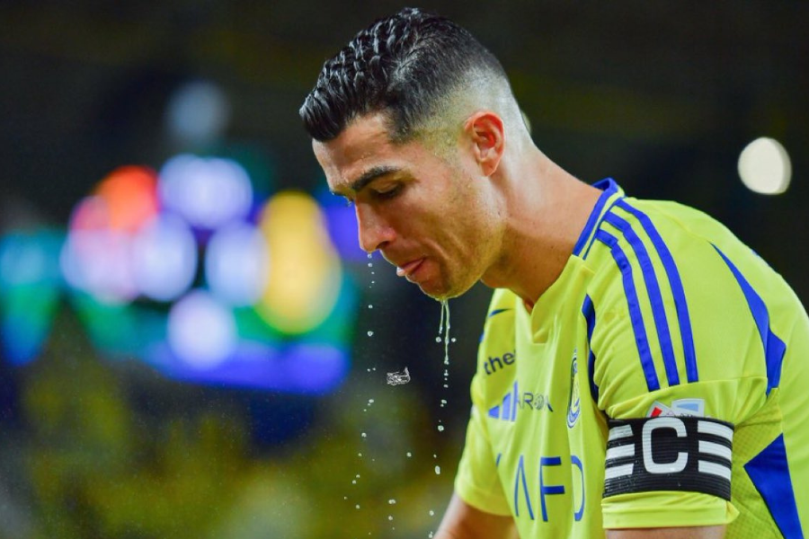 Al Nassr đàm phán giữ chân Ronaldo