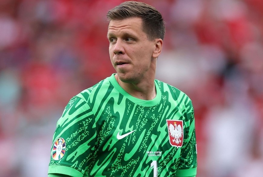 Szczesny chuẩn bị gia nhập Barca