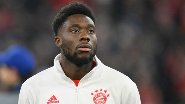 Man United quyết đấu với Real Madrid để chiêu mộ Alphonso Davies