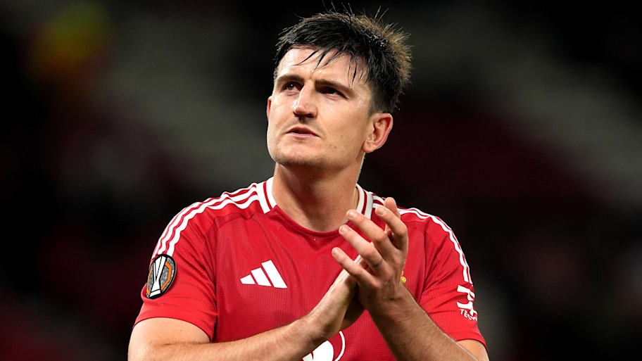 Thống kê cho thấy Harry Maguire là trung vệ... hay nhất Man United mùa này