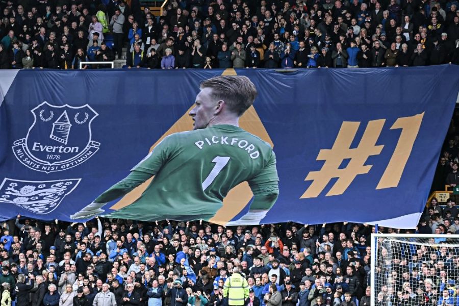 Pickford bản lĩnh trên chấm 11m hóa người hùng Everton