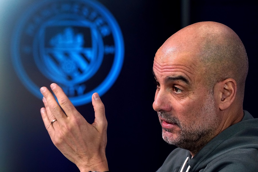 Pep Guardiola sẵn sàng ở lại nếu Man City bị phạt