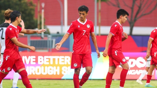 U17 Tajikistan thắng 33-0, một cầu thủ ghi... 14 bàn