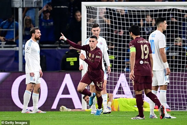 Foden ghi bàn trở lại cho Man City sau nhiều ngày dưỡng thương