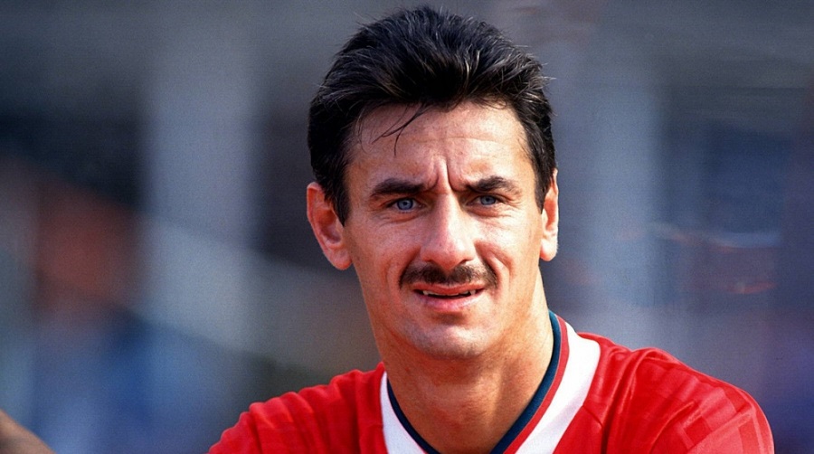 Ian Rush là cầu thủ có thành tích xuất sắc nhất trong lịch sử cúp Liên đoàn Anh