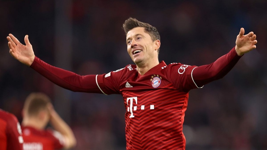 Lewandowski là chân sút ghi bàn nhiều nhất lịch sử Siêu cúp Đức