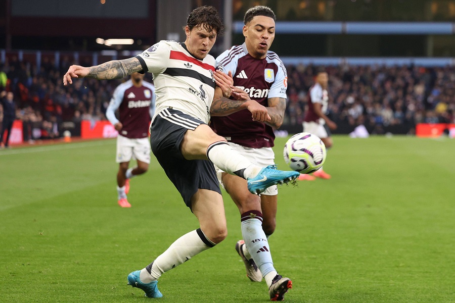 Mourinho một lần nữa liên hệ kéo Lindelof sang Fenerbahce.