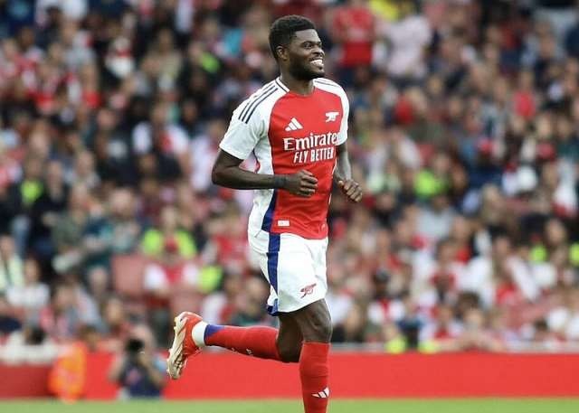 Thomas Partey không lên tuyển Ghana vì chấn thương.