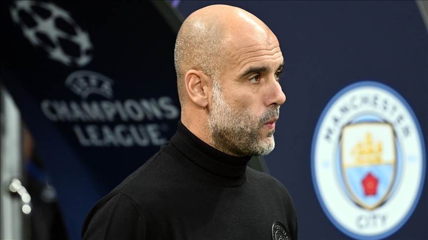 Pep Guardiola sẵn sàng ở lại nếu Man City bị phạt