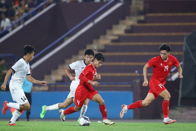 U17 Việt Nam chia điểm cùng U17 Kyrgyzstan. 