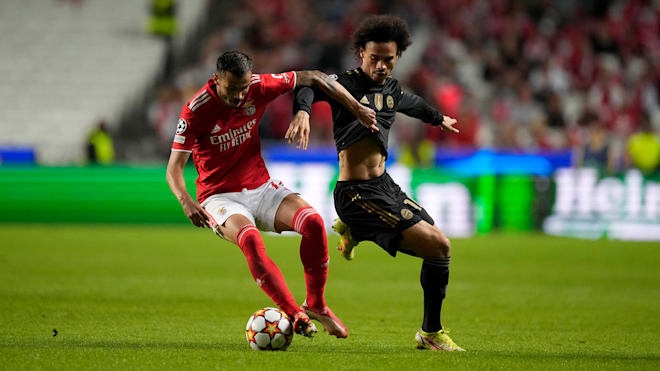 Bayern luôn mỉm cười mỗi khi chạm trán Benfica