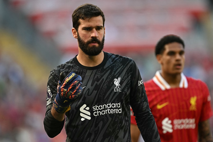 Liverpool gây sốc, sẵn sàng bán đứt Alisson Becker