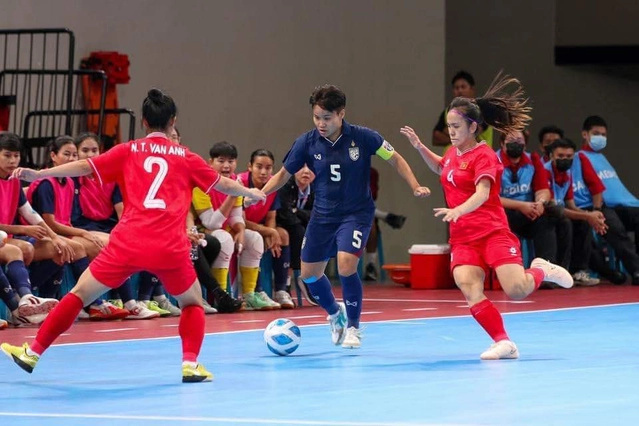 ĐT futsal nữ Việt nam để thua 0-3 trước Thái Lan ở trận đấu cuối vòng bảng