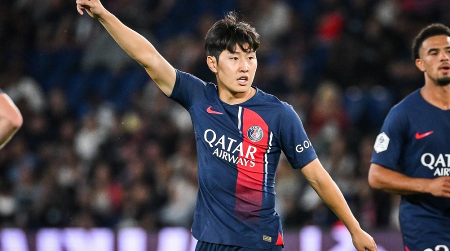 PSG cấm vĩnh viễn NHM xúc phạm Lee Kang-in