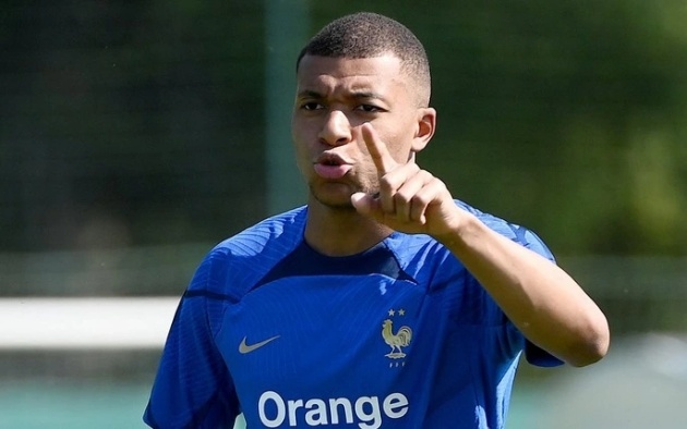 Mbappe tức giận.