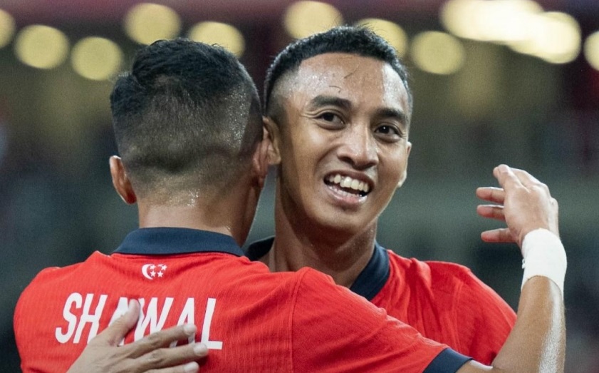 Thủ môn sai lầm tai hại, Campuchia thua cay đắng Singapore tại AFF Cup